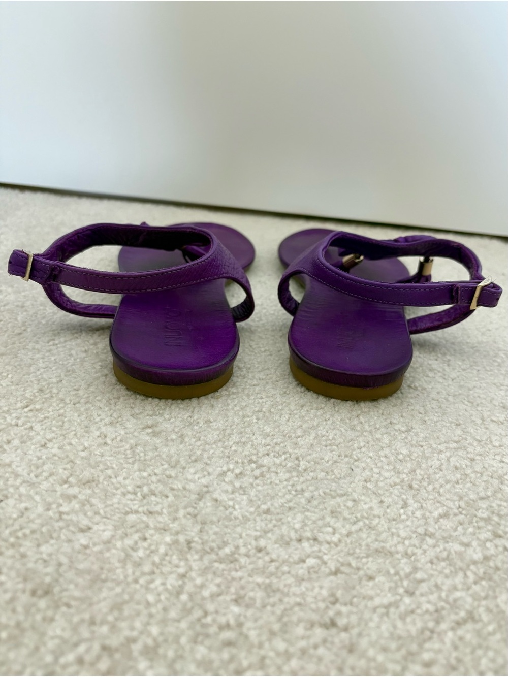 Inuovo Purple Leather Sandals - Picture 4 of 9